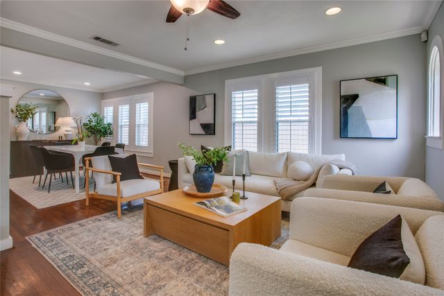 2745 Ivandell Avenue, Dallas, TX 75211