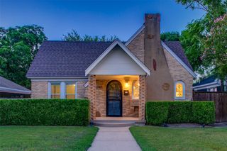2745 Ivandell Avenue, Dallas, TX 75211