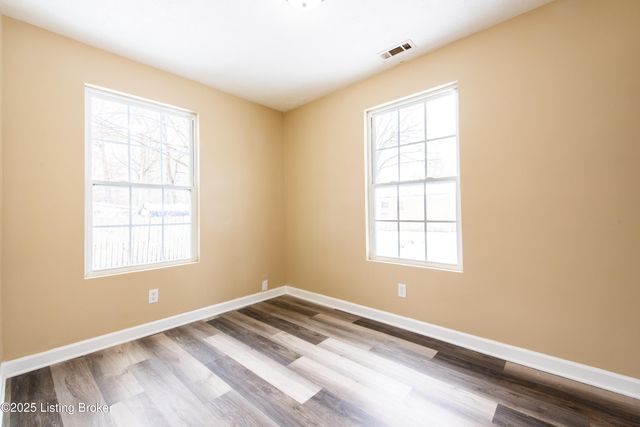 6610 Elmwood St, Louisville, KY 40216