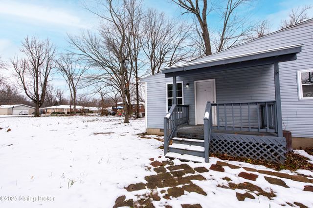 6610 Elmwood St, Louisville, KY 40216