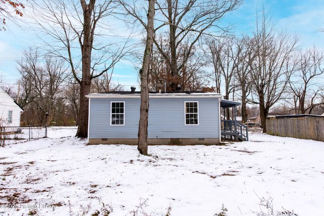 6610 Elmwood St, Louisville, KY 40216