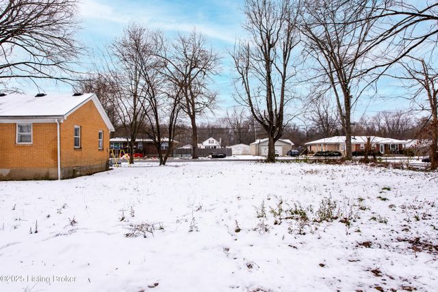 6610 Elmwood St, Louisville, KY 40216