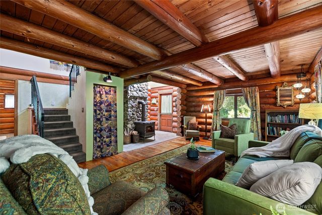 825 SW Winter Springs Lane, Port Orchard, WA 98367