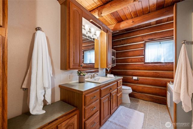 825 SW Winter Springs Lane, Port Orchard, WA 98367