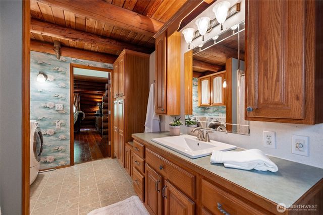 825 SW Winter Springs Lane, Port Orchard, WA 98367