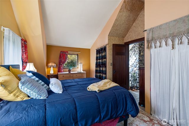 825 SW Winter Springs Lane, Port Orchard, WA 98367