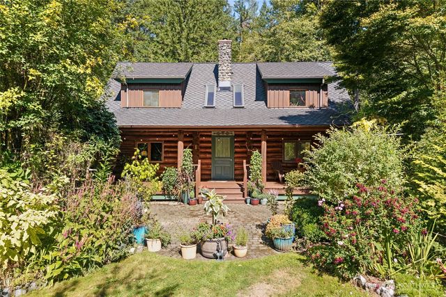 825 SW Winter Springs Lane, Port Orchard, WA 98367