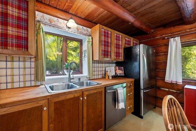 825 SW Winter Springs Lane, Port Orchard, WA 98367