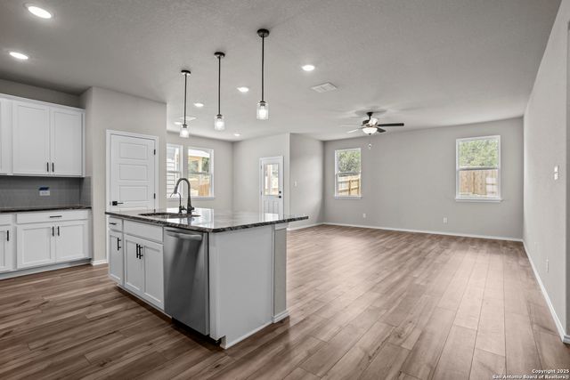 6530 Lowrie Block, San Antonio, TX 78239