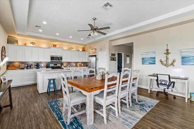 940 Driftwood Drive, Crystal Beach, TX 77650