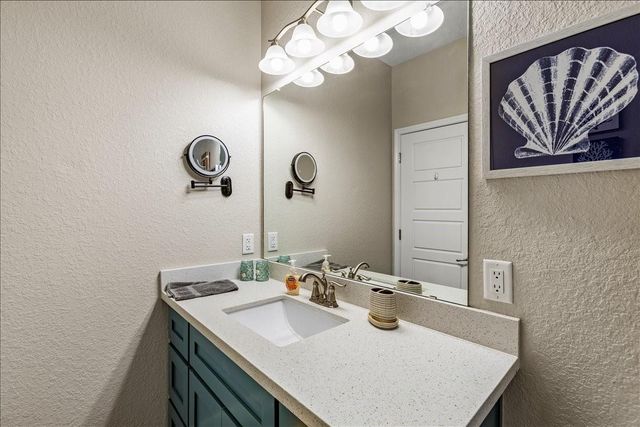 940 Driftwood Drive, Crystal Beach, TX 77650