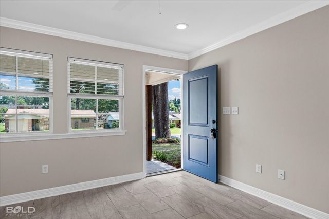 2609 Lyles Lane, Shreveport, LA 71118