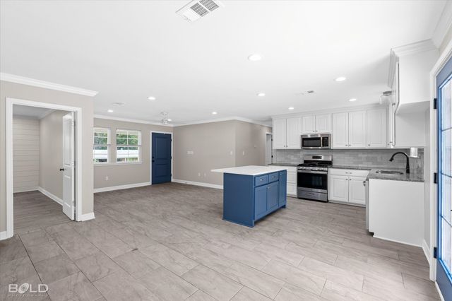 2609 Lyles Lane, Shreveport, LA 71118