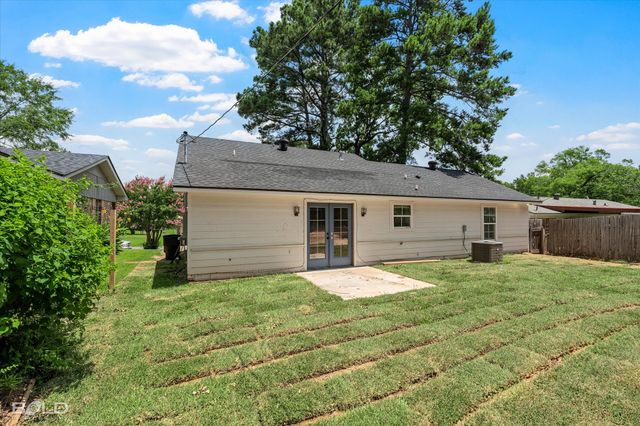 2609 Lyles Lane, Shreveport, LA 71118