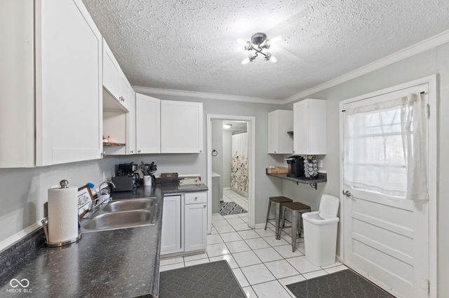 803 Cottage Avenue, Anderson, IN 46012