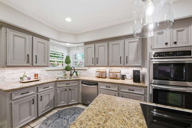 14707 Sandy Creek Drive, Houston, TX 77070
