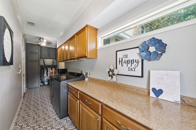 14707 Sandy Creek Drive, Houston, TX 77070