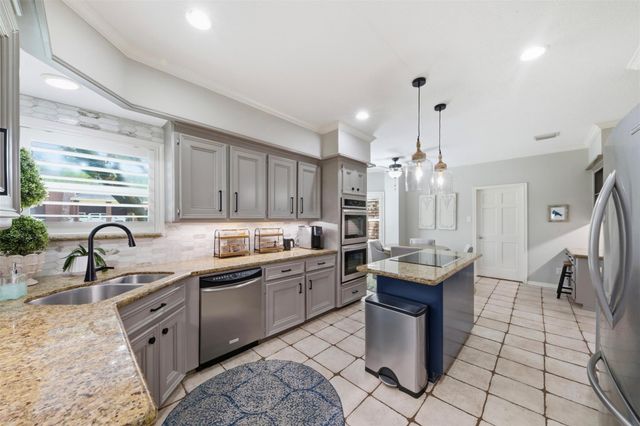 14707 Sandy Creek Drive, Houston, TX 77070