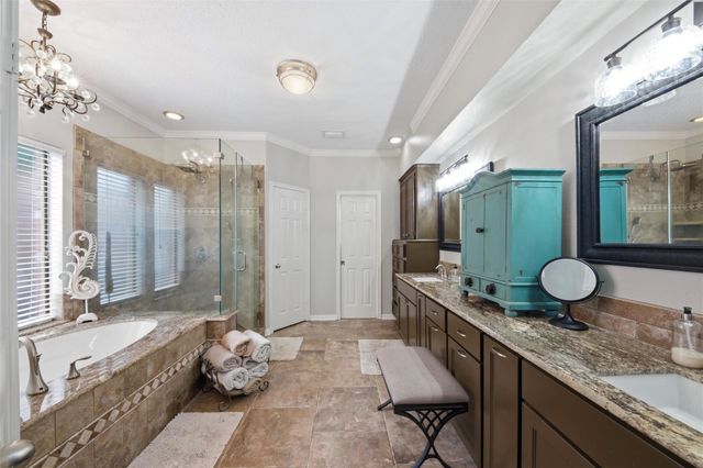 14707 Sandy Creek Drive, Houston, TX 77070
