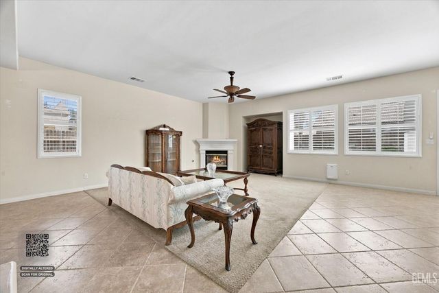 15005 Merlot Cellars Drive, Bakersfield, CA 93314