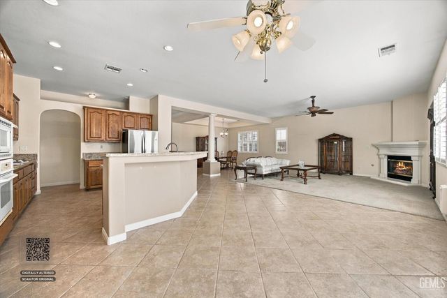 15005 Merlot Cellars Drive, Bakersfield, CA 93314