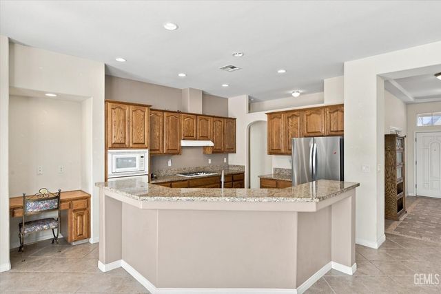 15005 Merlot Cellars Drive, Bakersfield, CA 93314