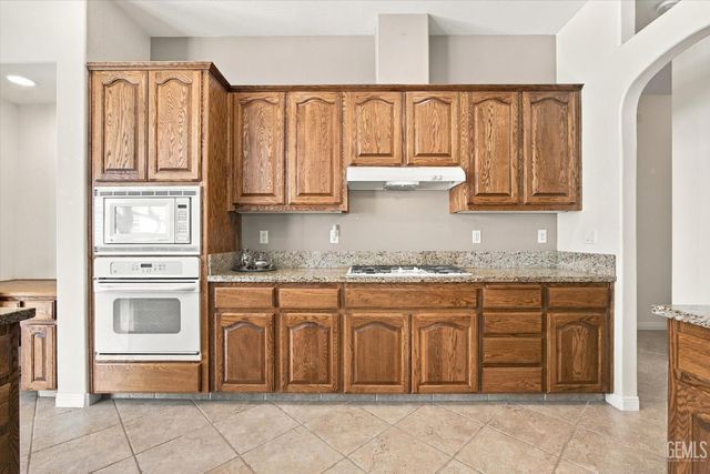 15005 Merlot Cellars Drive, Bakersfield, CA 93314