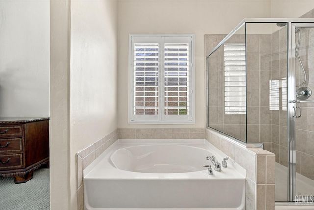 15005 Merlot Cellars Drive, Bakersfield, CA 93314