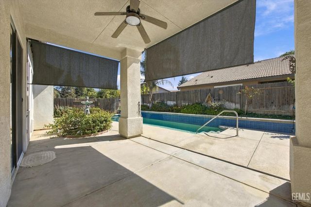 15005 Merlot Cellars Drive, Bakersfield, CA 93314
