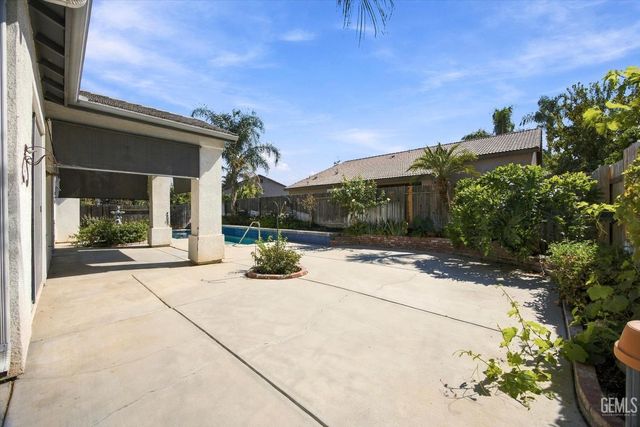 15005 Merlot Cellars Drive, Bakersfield, CA 93314