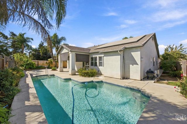 15005 Merlot Cellars Drive, Bakersfield, CA 93314