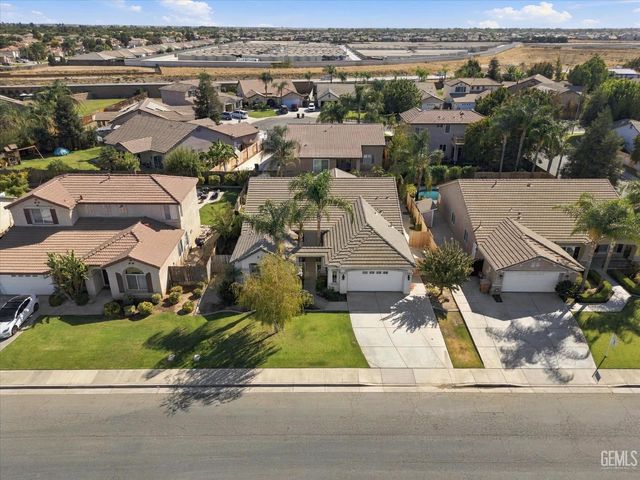 15005 Merlot Cellars Drive, Bakersfield, CA 93314