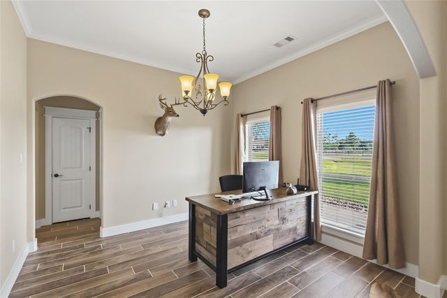 7588 Los Lobos Drive, Bryan, TX 77808