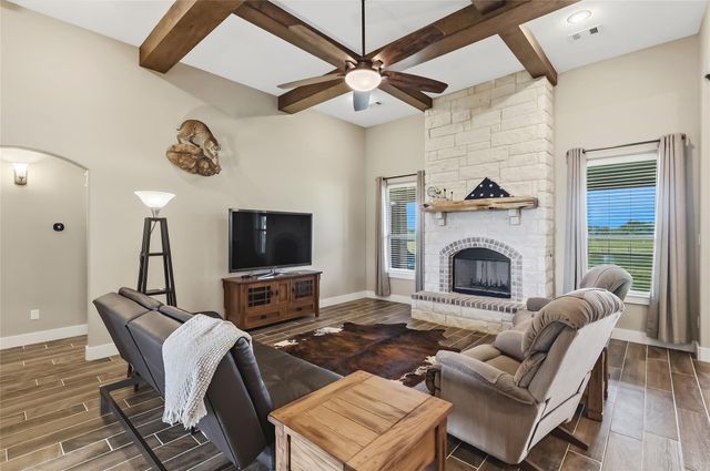 7588 Los Lobos Drive, Bryan, TX 77808