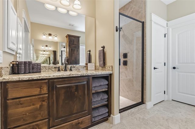 7588 Los Lobos Drive, Bryan, TX 77808