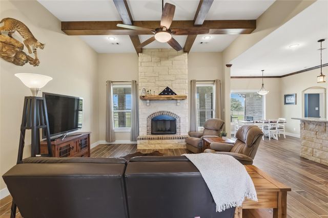7588 Los Lobos Drive, Bryan, TX 77808