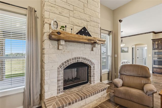 7588 Los Lobos Drive, Bryan, TX 77808