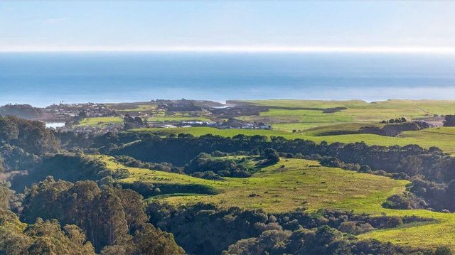 1055 Nobel Drive, Santa Cruz, CA 95060