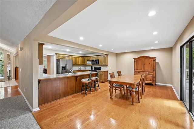 1008 Muirfield Drive NE, Marietta, GA 30068