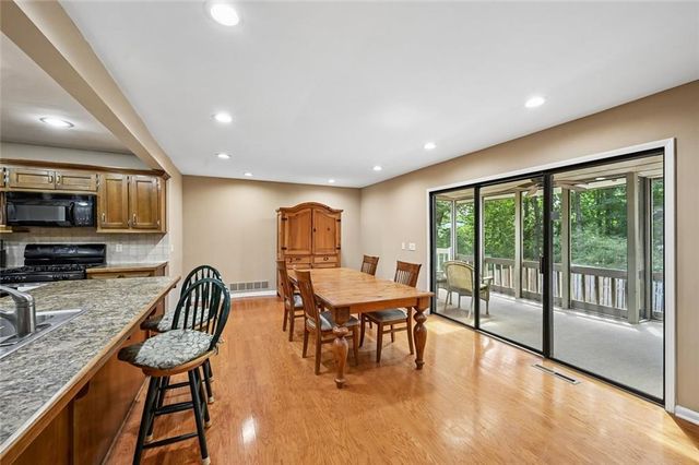 1008 Muirfield Drive NE, Marietta, GA 30068