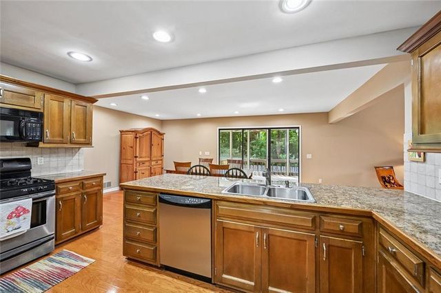 1008 Muirfield Drive NE, Marietta, GA 30068