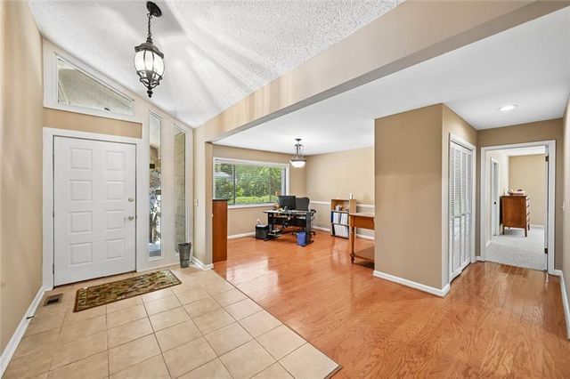 1008 Muirfield Drive NE, Marietta, GA 30068