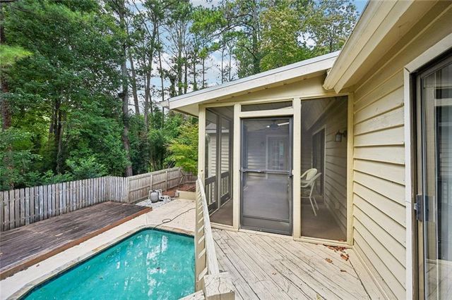 1008 Muirfield Drive NE, Marietta, GA 30068