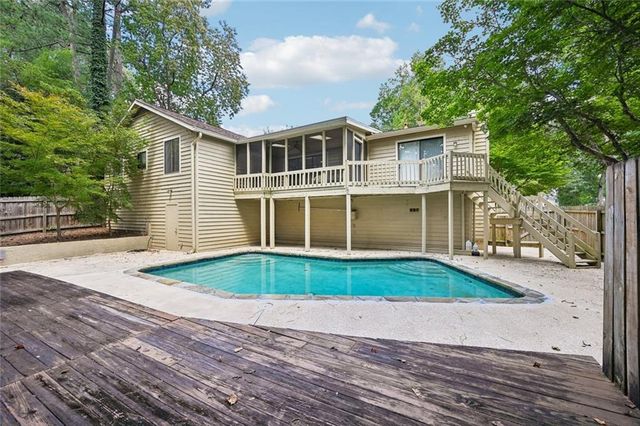 1008 Muirfield Drive NE, Marietta, GA 30068