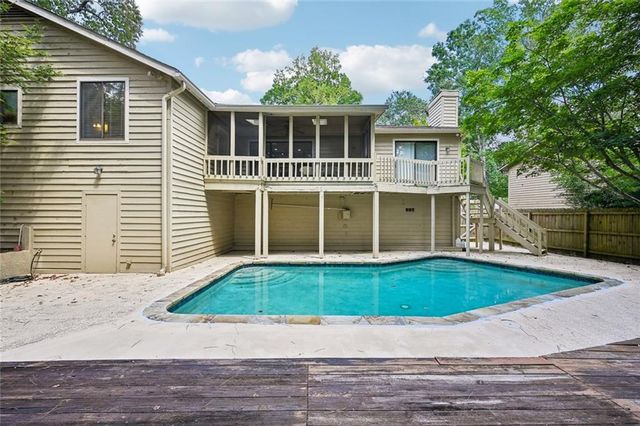 1008 Muirfield Drive NE, Marietta, GA 30068