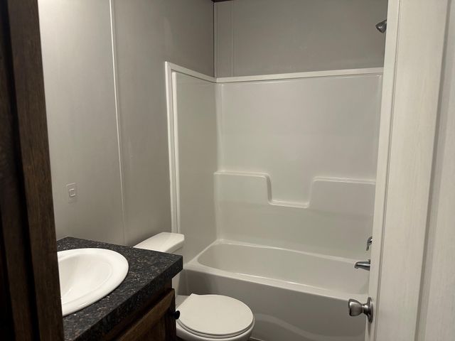 821 Austin Street, Clute, TX 77531