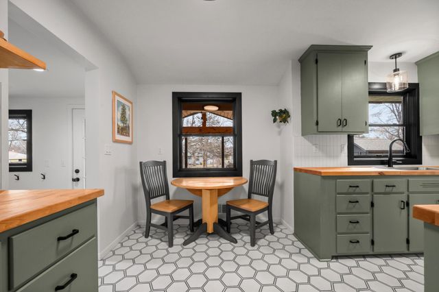 10617 Thomas Avenue S, Bloomington, MN 55431