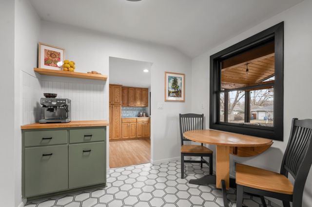 10617 Thomas Avenue S, Bloomington, MN 55431