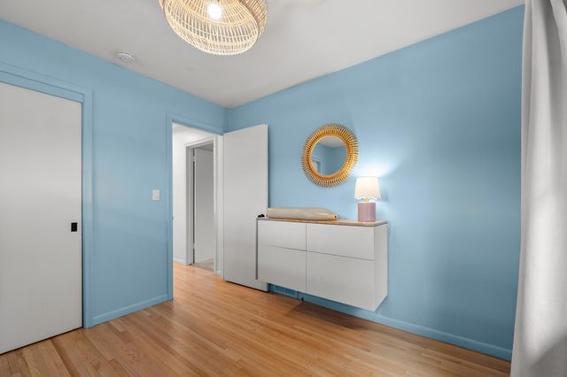 10617 Thomas Avenue S, Bloomington, MN 55431