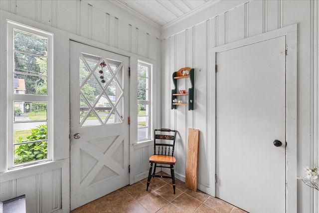 1 Melba Ave, Auburn, MA 01501